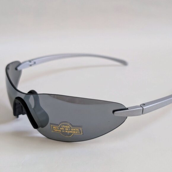 NWT Vintage 90's PC One Piece Sport Sunglasses (M. Silver) - Picture 3 of 5